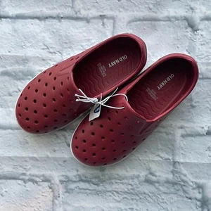 Old Navy KINDER GRÖSSE 11 ROTE SLIPPER ROT AUF WEISS UNISEX JUNGEN/MÄDCHEN NEU Neu mit Etikett - Bild 1 von 3