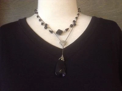 COLAR ESTILO DUPLO DA MODA FOREVER 21 PRETO E PRATA FALSA - Imagem 1 de 4