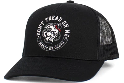 Chapéu caminhoneiro Don't Tread on Me Liberty or Death Skull malha preta - Imagem 1 de 4