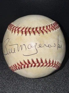 Bill Mazeroski Autografiado Firmado Oficial Liga Nacional de Béisbol BAS Beckett - Imagen 1 de 6