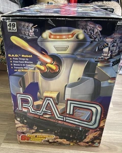 Vintage 90's RAD Radio Controlled Robot Toymax Boxed Complete - 1998 - Rare - Afbeelding 1 van 21