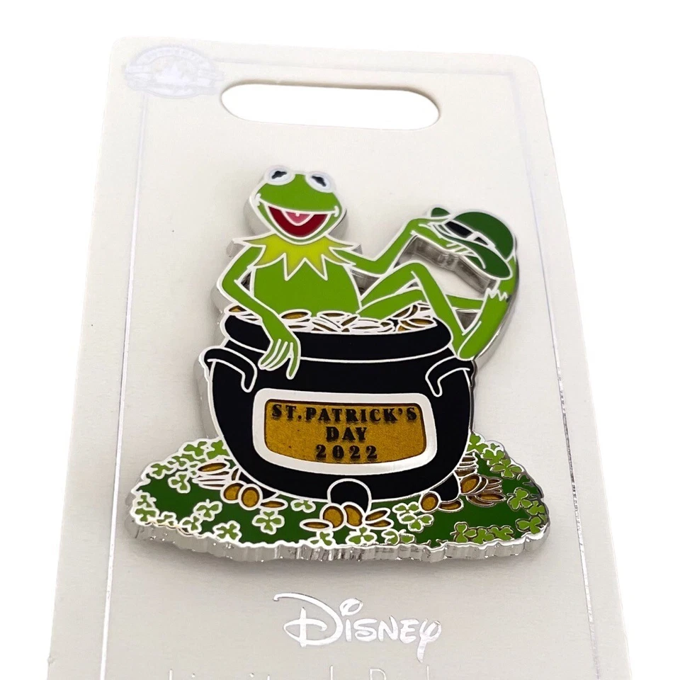 Disney Kermit the Frog Pin St. Patrick’s Day 2022 Muppets LE Green Holiday Parks