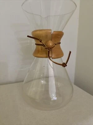 Jarra de café grande de 11” Chemex vintage con logotipo de castillo de Alemania Foto 1 de 4