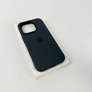 Original Magsafe Silikon Case Hülle Offiziell Apple iPhone 15 Pro Schwarz - Bild 1 von 6