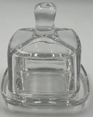 Plato de mantequilla cuadrado de vidrio transparente vintage con tapa 4"x 3,5”x 3,5” Foto 1 de 4