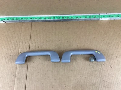 Manija de agarre interior para techo Toyota Prius 2004-2009 674683-8010 OEM Foto 1 de 4