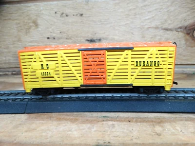 Tyco HO Scale 40' Durango KC 40394 Livestock Model Railroad Train Cattle Car - Image 1 of 4
