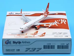 JC Wings 1:400 SkyUp Airlines Boeing 737-800 modello jet pressofuso aereo UR-SQG - Foto 1 di 13