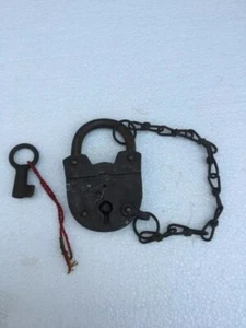Antique Old Iron Hand Forged Floral Brass Work With Chain key Working Lock - Picture 1 of 8