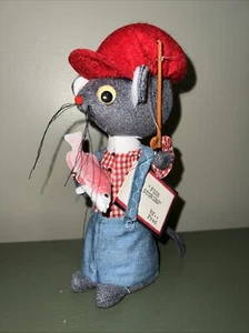 VTG Felt Art Mouse Rat  Fishing Retro Must See Fisherman Handmade ? Googly Eyes - Picture 1 of 7