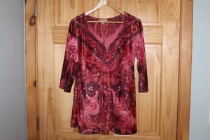 Energe World Wear Floral Embellished 3/4 Sleeve V-Neck Knit Tunic Top - 1X - Picture 1 of 4