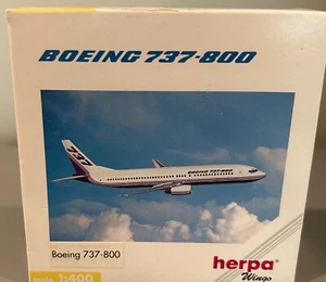 Herpa Wings Boeing 737-800 #560177 MASSSTAB 1:400 - Bild 1 von 5