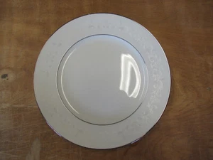 Sango FLORENCE Dinner Plate 10 1/2" White w Platinum 1 ea     3 available - Picture 1 of 4