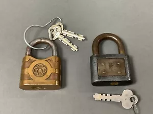 2 vintage YALE & TOWNE MFG. CO. Y&T CLOVER Padlocks + Original KEYS - Picture 1 of 10
