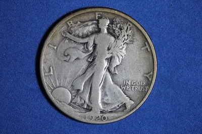 ESTATE FIND 1920 WALKING LIBERTY HALF DOLLAR #K57243 - Image 1 of 2