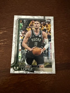 2025-26 Topps Brook Lopez #58 Diamante Foil - Bild 1 von 2