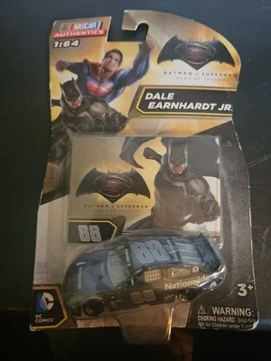 Nascar Authentics Dale Earnhardt Jr #88 2016 1/64 Batman v Superman 4 en todo el país Foto 1 de 2