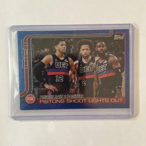 Pistones de baloncesto Topps #279 2025-26 luces de disparo pistones de brillo de arena azul - Imagen 1 de 2