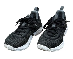 Under Armour Project Rock 5 Shoes Sneakers Kids Boys Black Size 5 UA Dwayne - Picture 1 of 7