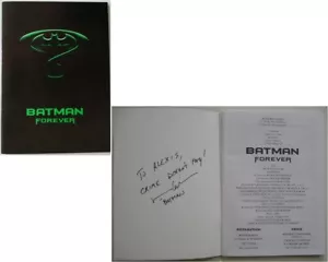 VAL KILMER REAL HAND SIGNED AUTHENTIC AUTOGRAPH on PRESS KIT Batman Forever 1995 - Photo 1/1