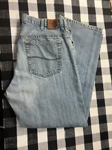 Lee Dungeree Jeans 38 x 32 Bootcut Seam -PreOwned -No Stains! - Picture 1 of 3