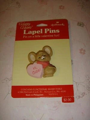 Hallmark Ratón de San Valentín con Pin Corazón de Caramelo Foto 1 de 4