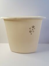Vtg 70s Rubbermaid White Trash Can with Silver Atomic Design 2933 Clean 12 in