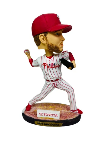 ROY HALLADAY PHILADELPHIA PHILLIES VINTAGE 2010 BOBBLEHEAD SGA Cover