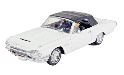 James Bond 007 Ford Thunderbird 1:43 Diecast Model Car Goldfinger Eaglemoss. - Image 1 of 4