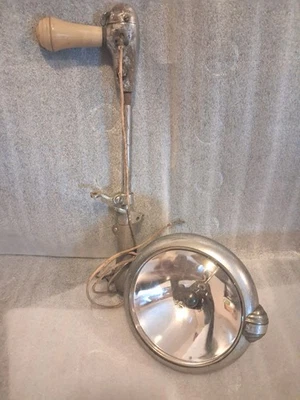 Vintage Unity MFG. Model S5 Gm Spotlight Marked  Lincoln Untested Parts Only  - Image 1 of 4