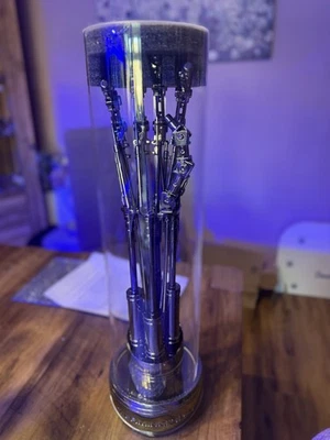 Terminator 2: Judgment Day T2 Endo Arm Collectors Edition 4K Ultra HD+Blu-Ray+3D - Image 1 of 3