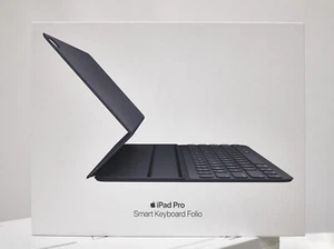 ✅ Apple Smart Keyboard Folio Case für 12,9" iPad Pro (3. Gen 2018) - Geöffnet - Lesen - Bild 1 von 8