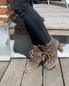 Nice See By Chloe Boot Size 37 =37 1/2 - Picture 1 of 6