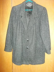 BLACK WINTER LONG SLEEVE COAT - SIZE 14 - Picture 1 of 2