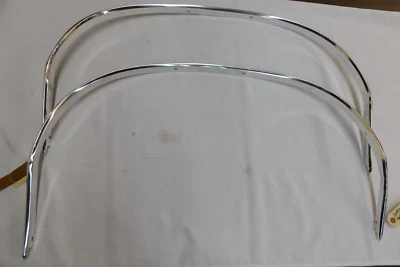 Nuevo de Lote Original Ford 1971 1972 Galaxie 500 Rueda Labio Apertura Guardabarros Arco Molduras Borde Foto 1 de 4
