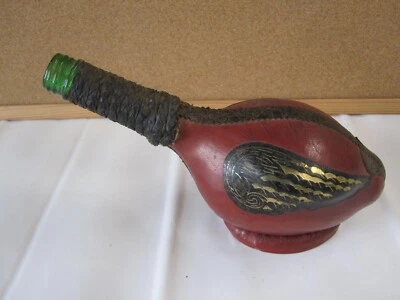 Bottiglia antica fiasco vino vintage forma anatra in vetro e pelle fatta a mano - Immagine 1 di 4