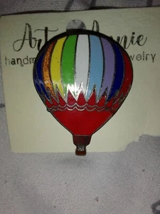 Enamel Colorful Hot Air Balloon Rainbow Colors Pin - Picture 1 of 4