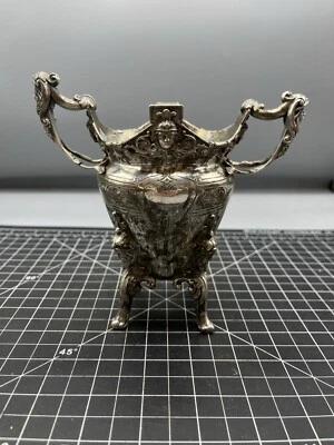 Middletown Plate Co Silver Figural Engraved Viking Sugar Dish Footed Handles 602 - Image 1 of 4