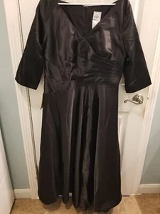 Lan Ting (LT) Bride Gown/Dress Formal Wedding V-Neck or Mother Of The Bride - Picture 1 of 17