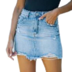 Gonna jeans blu super elasticizzata American Eagle Y2K con orlo grezzo effetto invecchiato taglia 2 - Foto 1 di 10