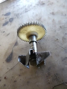 helice pignon de pompe a eau 80 kx 2000 kawasaki - Imagen 1 de 3