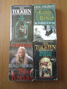 J.R.R. TOLKIEN LORD OF THE RINGS COMPLETE SET 4 DEL REY BALLANTINE PAPERBACKS PB - Picture 1 of 3