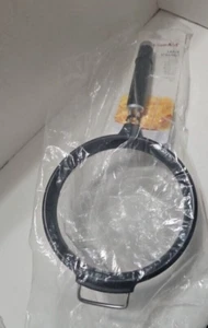 Kitchen-Aid 2023 Large Strainer Hands Free Straining Lip Attaches to Pot - Picture 1 of 10