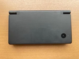 Nintendo DSi Black - Picture 1 of 8