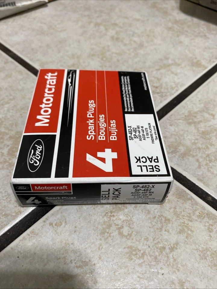4x Bujías de iridio CYFS12YT4X Motorcraft SP580 SP580X para Ford F-150 nuevas Foto 1 de 1
