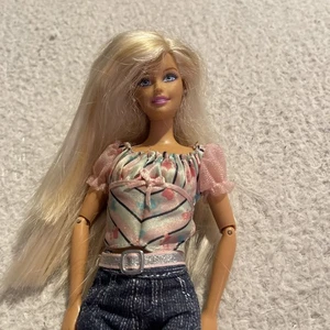 Muñeca Barbie Vintage 1998 Piernas Flexibles de Goma, Brazos Articulados Mattel #433 - Imagen 1 de 3