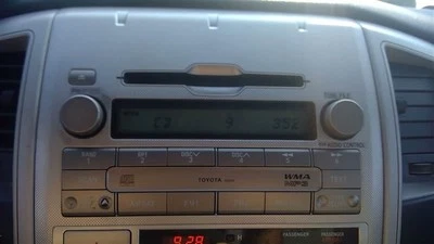 (LOCAL PICKUP ONLY) Hood Without Hood Scoop Fits 05-11 TACOMA 1865387 - Изображение 1 из 4