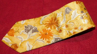 CORBATA FLORAL ERMENEGILDO ZEGNA HECHA EN ITALIA AMARILLO/BEIGE/BLANCO - CORBATAS DE DISEÑADOR Foto 1 de 3