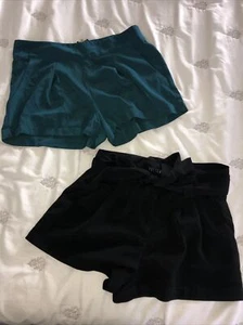 Ladies Potters Pot  Shorts Size Small Lot Of 2 - Picture 1 of 5