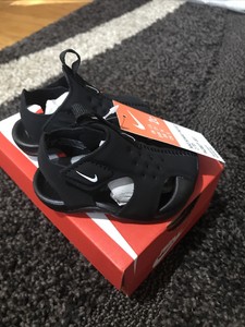 baby nike sandals size 2